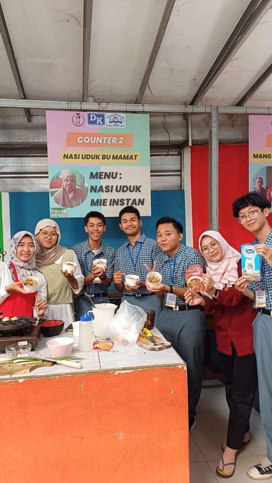 Kelas Entrepreneur SMA Dharma Karya UT